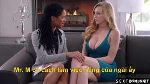 2023 Tháng 7 12_Cô gái gợi cảm