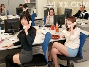 91 Wangge 2800 ¥ đặt lịch hẹn trực tuyến với một cô gái xinh đẹp và mảnh mai, có làn da trắng và bộ ngực đẹp...