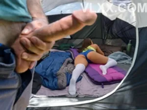 Lén bịt mắt đụ chị gái vú tròn của người yêu